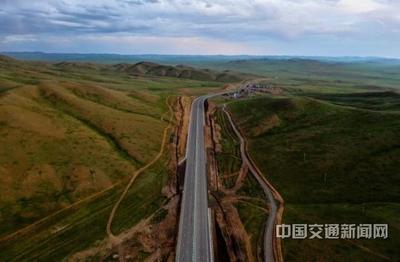 中鐵四局蒙古國(guó)新機(jī)場(chǎng)高速公路 連接未來的草原絲路